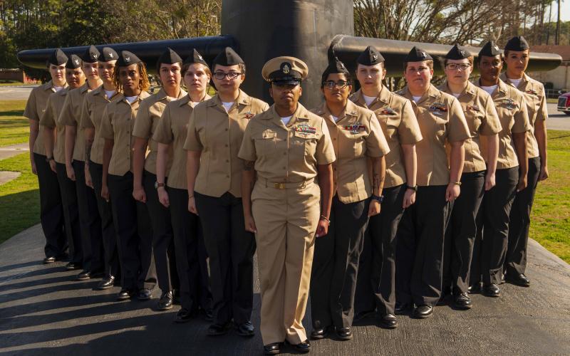 USS Wyoming female crew